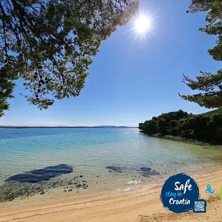 Naturist Camping Fkk Sovinje, Island Pasman - Mobile Homes & Glamping Tents Tkon