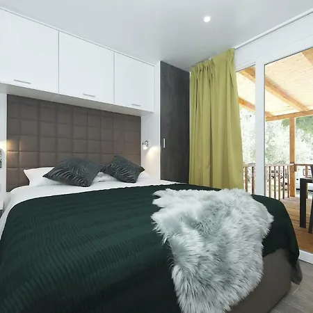 Naturist Camping Fkk Sovinje, Island Pasman - Mobile Homes & Glamping Tents *