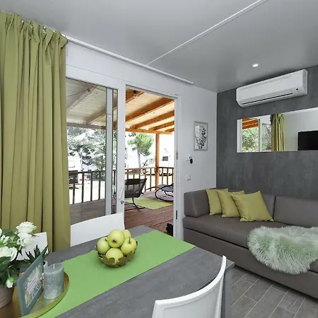 Naturist Camping Fkk Sovinje, Island Pasman - Mobile Homes & Glamping Tents Kemping *